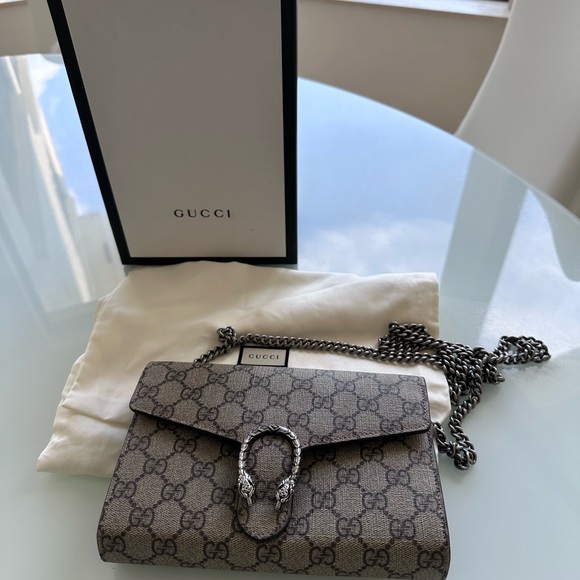 GUCCI Dionysus
Wallet On Chain, Beige, GG Canvas - Picture 7 of 7